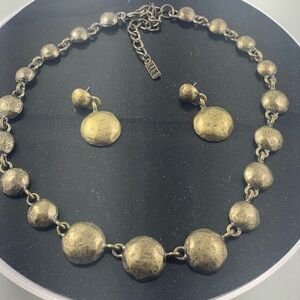 Vintage-Inspired Gold Necklace and Earring Set